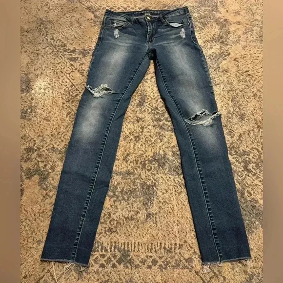 💕3/$25💕 Article of Society  Skinny Jeans with raw hem - Picture 1 of 7